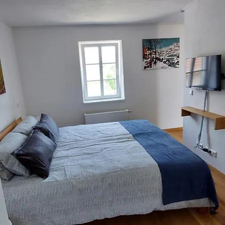 Denkmalgeschuetztes In Der Suedeifel - Hazen