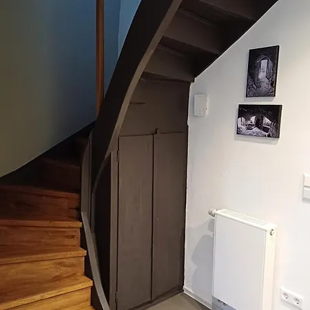 Denkmalgeschuetztes In Der Suedeifel - Hazen Bettingen