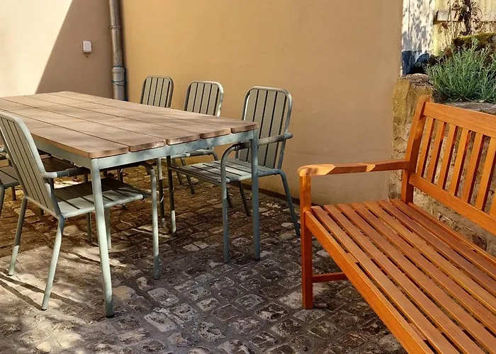 Denkmalgeschuetztes In Der Suedeifel - Hazen Bettingen