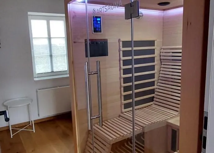 Denkmalgeschuetztes In Der Suedeifel - Hazen Bettingen